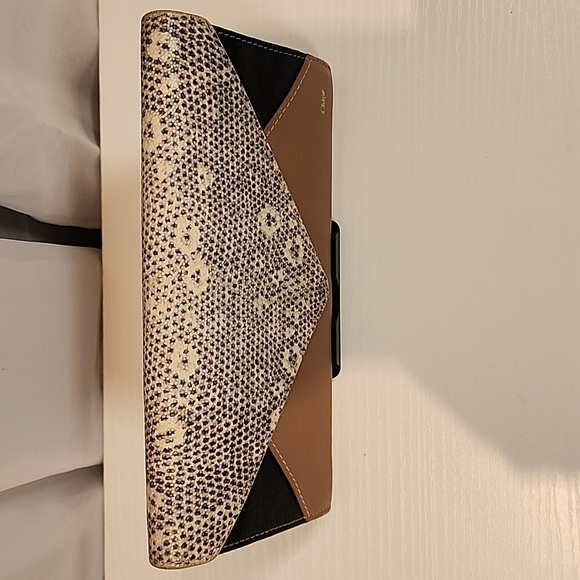 Chloe Long Envelope Wallet With Authenticity Card - Picture 3 of 16